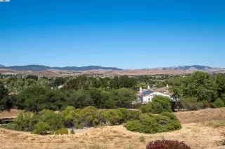 Photo #1: 41107303 Listing