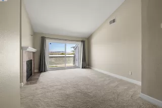 Photo #2: 41107303 Listing