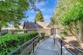 Photo #1: 41107315 Listing