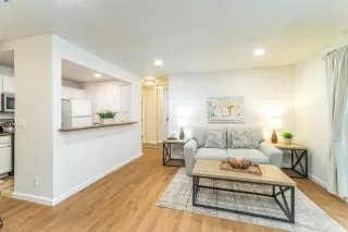 Photo #6: 41107391 Listing 