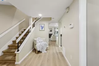 Photo #5: 41107395 Listing 