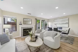 Photo #6: 41107395 Listing 