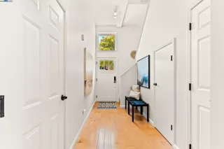 Photo #4: 41107400 Listing