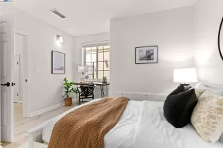 Photo #6: 41107400 Listing