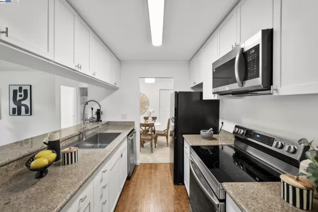 MLS: 41107425 Condo For Sale