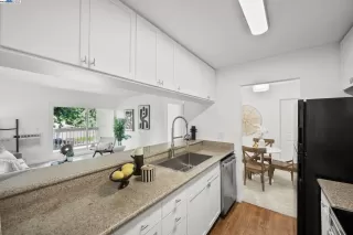 Photo #2: 41107425 Listing 