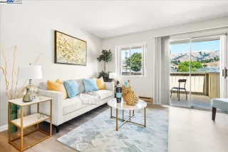 Photo #2: 41107455 Listing