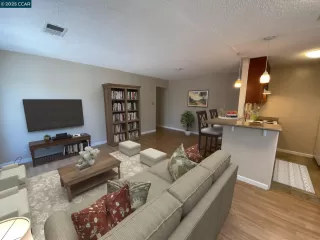 Photo #1: 41107463 Listing