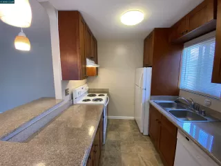 Photo #6: 41107463 Listing