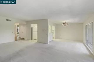 Photo #6: 41107465 Listing