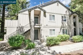 Click for more information on MLS # 41107520 : 1255 LAKEVIEW CIR More Details about MLS # 41107520 : 1255 LAKEVIEW CIR