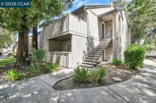 Photo #2: 41107520 Listing 