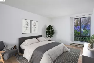 Photo #5: 41107548 Listing