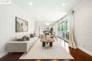 Photo #2: 41107623 Listing 