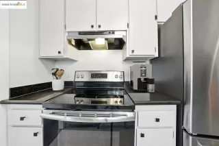 Photo #5: 41107623 Listing 