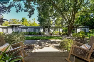 Photo #2: 41107660 Listing 