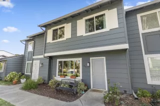 Photo #2: 41107704 Listing 