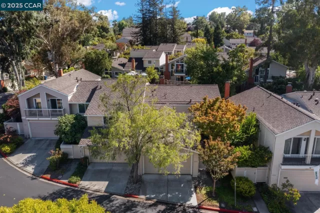 MLS: 41107723 Condo For Sale