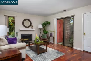 Photo #1: 41107726 Listing 