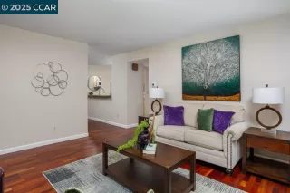 Photo #3: 41107726 Listing 