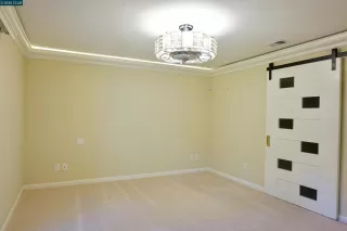 Photo #2: 41107742 Listing 