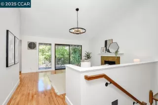 Photo #4: 41107756 Listing