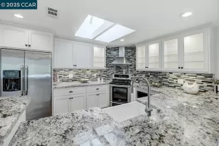 Photo #1: 41107767 Listing 