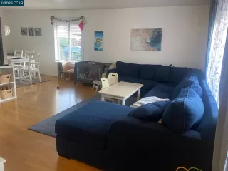 Photo #2: 41107780 Listing