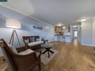 Photo #4: 41107790 Listing