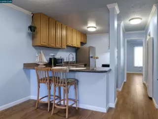 Photo #5: 41107790 Listing