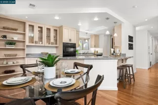 Photo #5: 41107809 Listing 