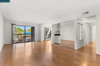 Photo #1: 41107914 Listing 