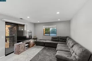 Photo #4: 41107928 Listing