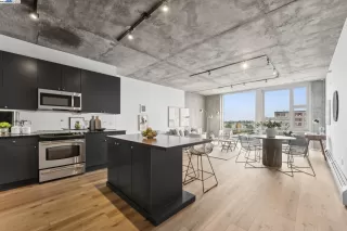 Photo #1: 41108040 Listing