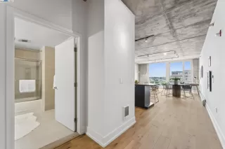 Photo #6: 41108040 Listing