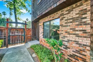 Photo #2: 41108052 Listing