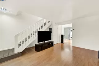 Photo #6: 41108052 Listing