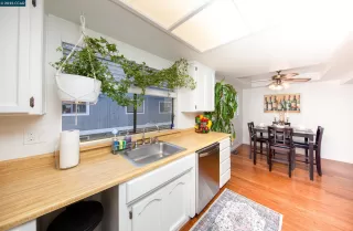 Photo #2: 41108073 Listing