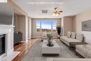 Photo #4: 41108156 Listing 