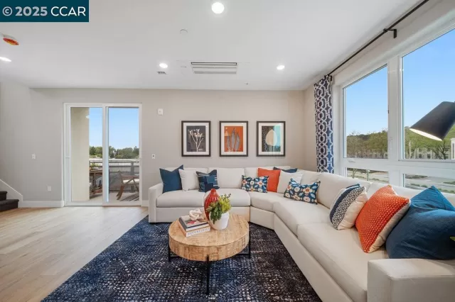 MLS: 41108246 Condo For Sale