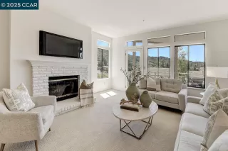 Photo #2: 41108262 Listing