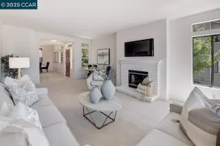 Photo #5: 41108262 Listing