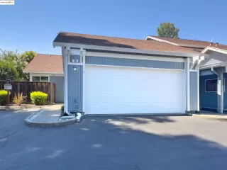 Photo #2: 41108285 Listing 