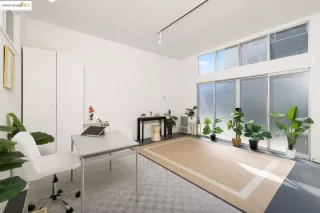 Photo #2: 41108294 Listing 