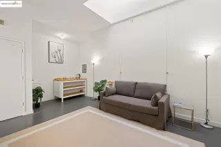 Photo #4: 41108294 Listing 