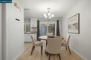 Photo #2: 41108314 Listing 