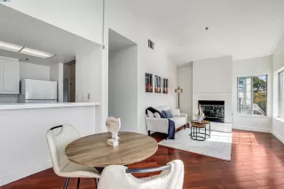 Photo #5: 41108407 Listing 