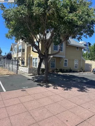 Photo #2: 41108419 Listing 