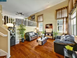 Photo #2: 41108421 Listing 