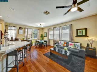 Photo #6: 41108421 Listing 